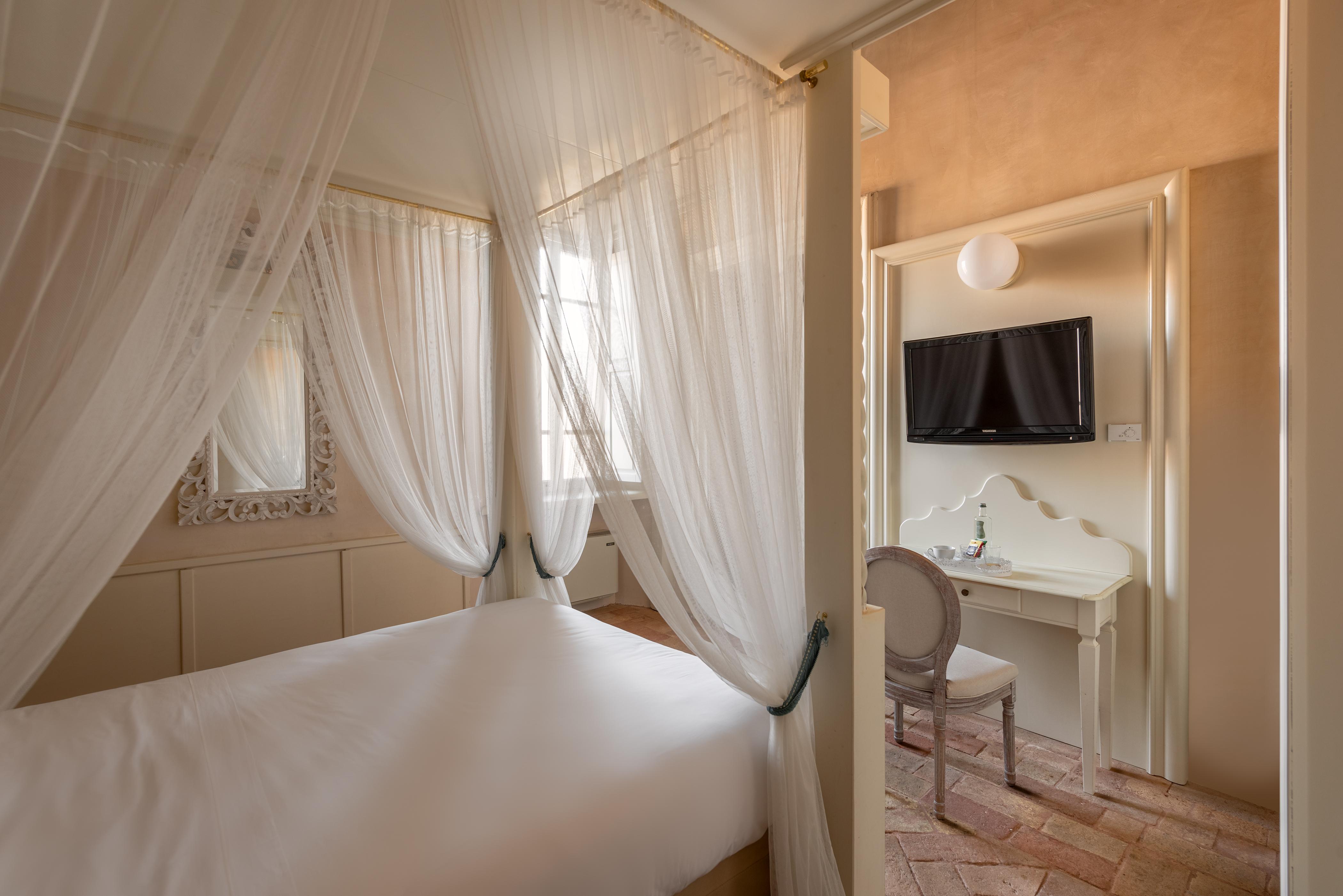 Hotel Palazzo Novello Montichiari Exterior photo